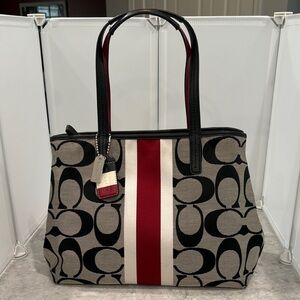 Coach Hampton Black and Red Women's Tote Bag